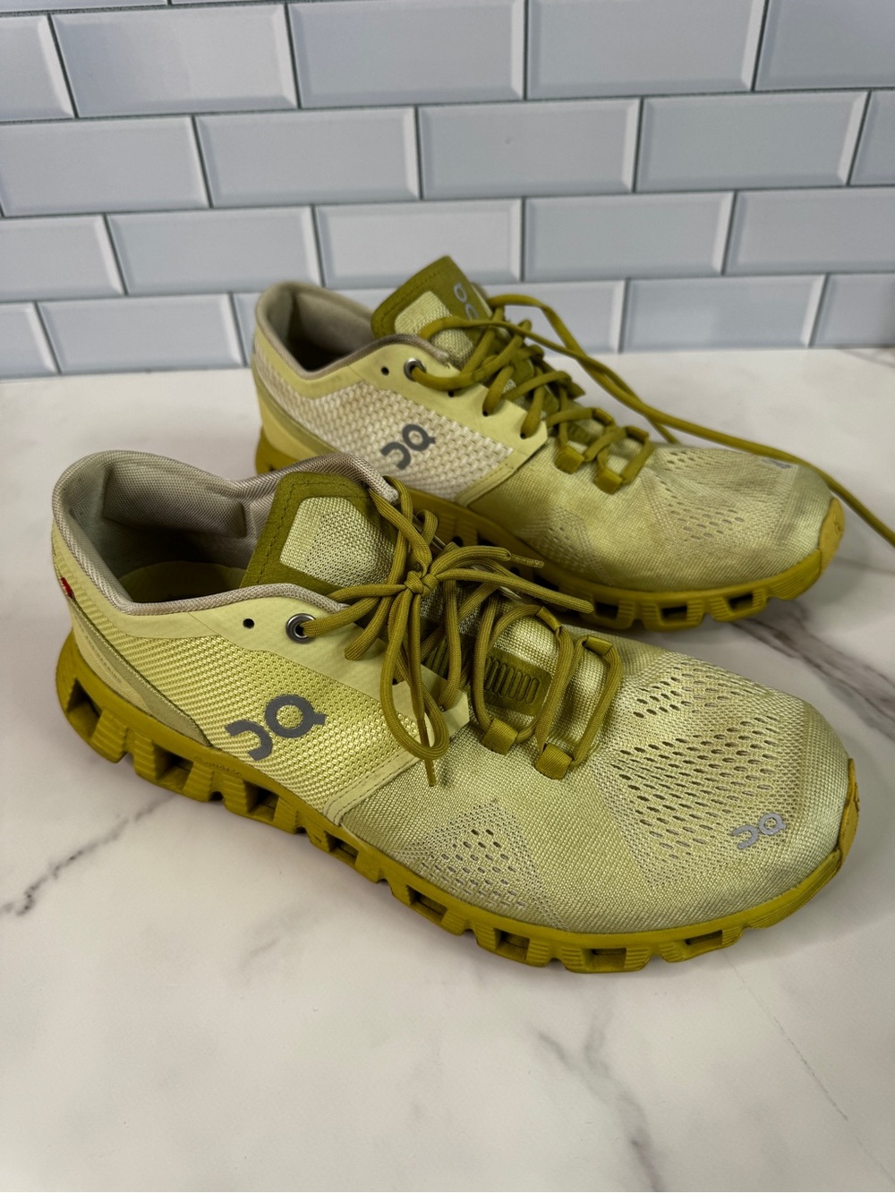 On Cloud X Women’s Size 10 Glade Citron Green CloudTec Running Training Shoes